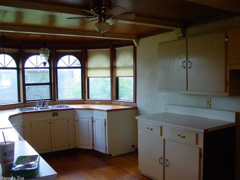 811 Spangle, Benton, AR 72015 photo 24
