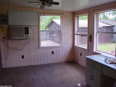 811 Spangle, Benton, AR 72015 photo 25