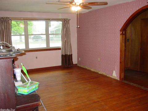 811 Spangle, Benton, AR 72015 photo 30