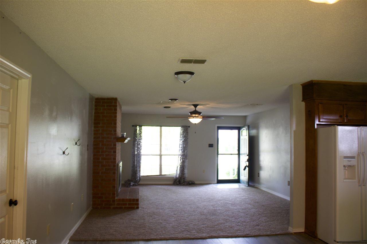1910 Wigwam Cir, Conway, AR 72032 photo 4