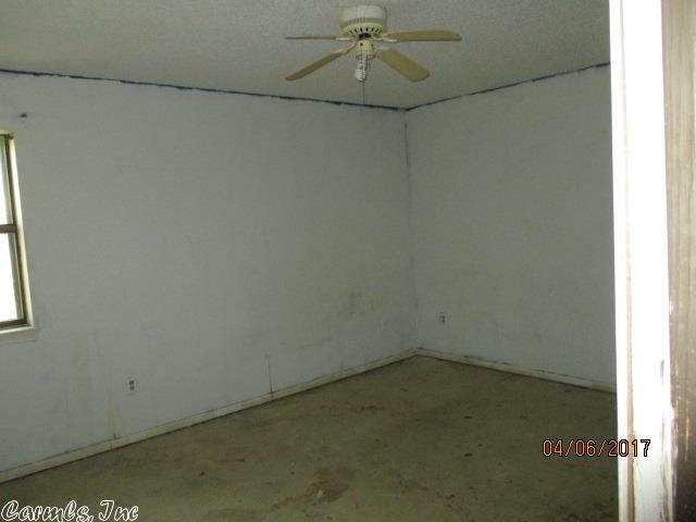 922 Willow St, Malvern, AR 72104 photo 11