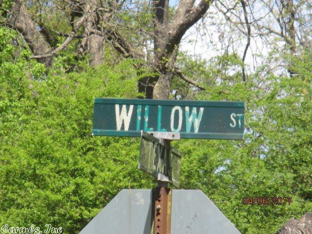 922 Willow St, Malvern, AR 72104 photo 2