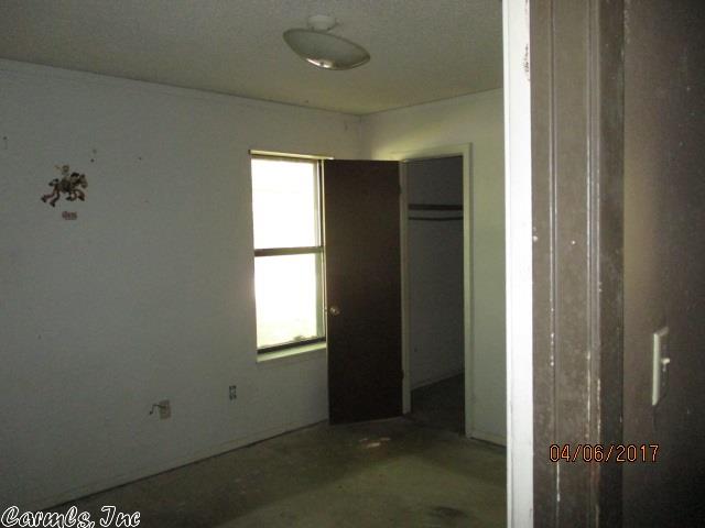 922 Willow St, Malvern, AR 72104 photo 14