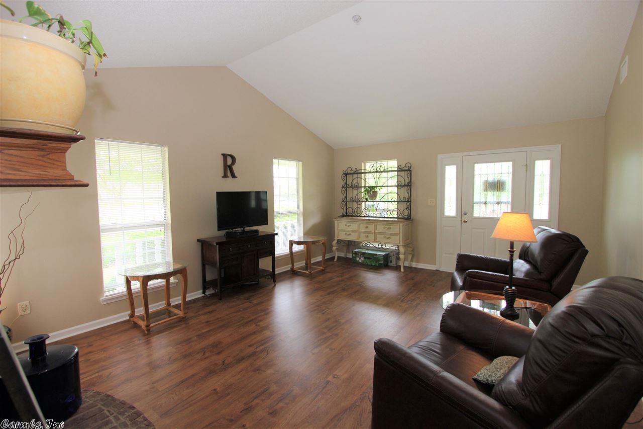 1205 Edgewood Dr, Bryant, AR 72022 photo 5
