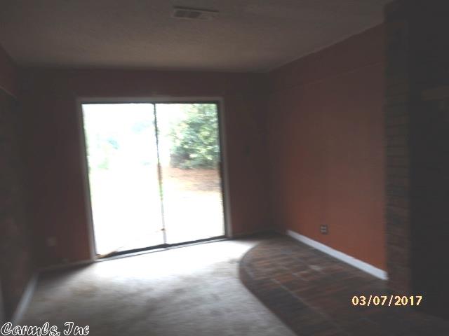 1209 3rd St, Trumann, AR 72472 photo 5
