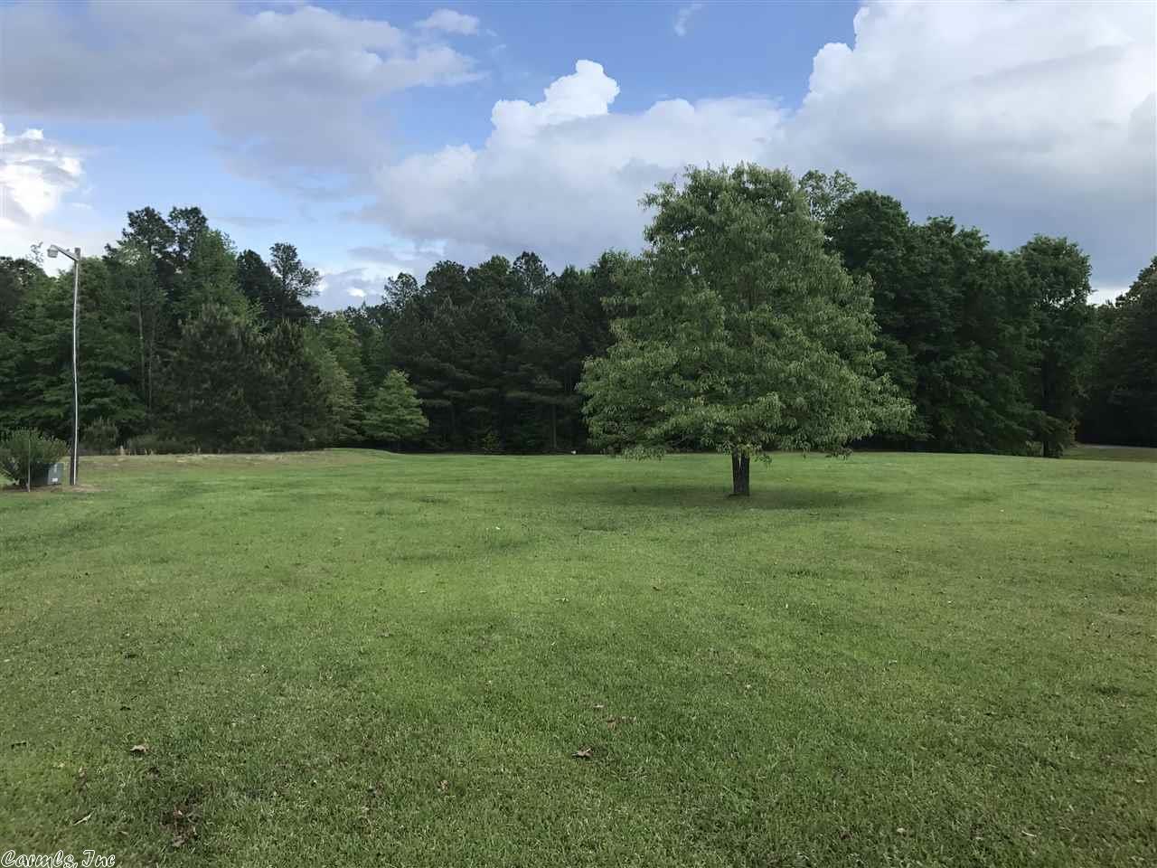 8901 Shannon Rd, Pine Bluff, AR 71603 photo 4