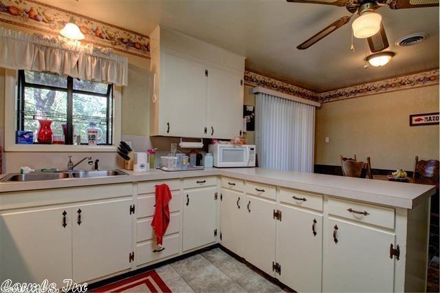 2210 Independence, Conway, AR 72034 photo 12