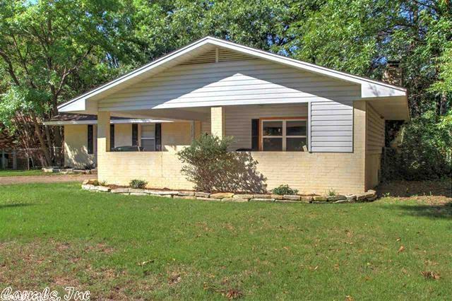 2210 Independence, Conway, AR 72034 photo 2