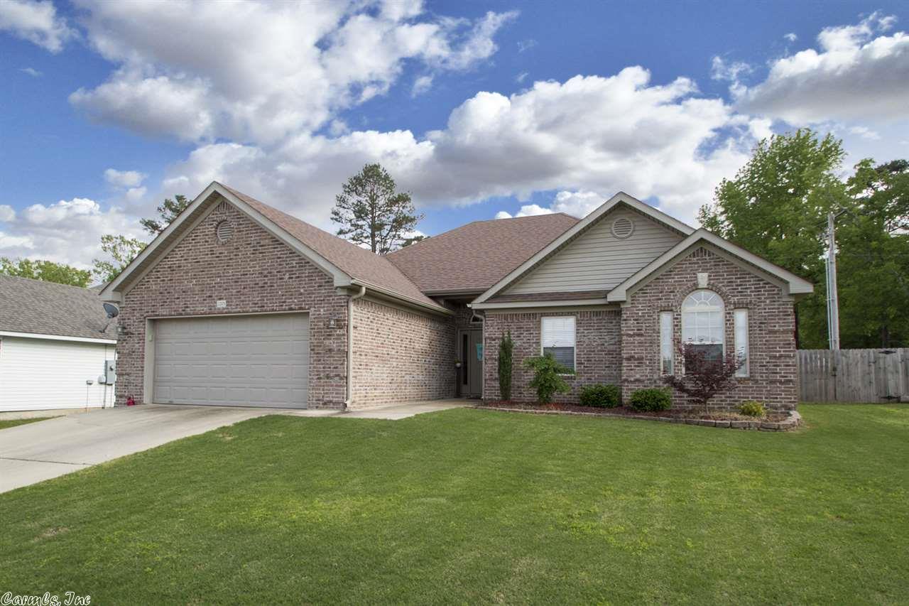 2201 Henry, Bryant, AR 72022 photo 1