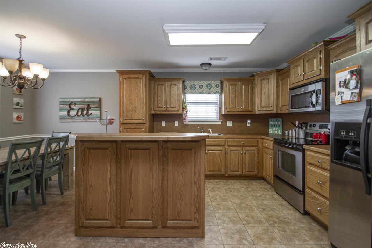 2201 Henry, Bryant, AR 72022 photo 12