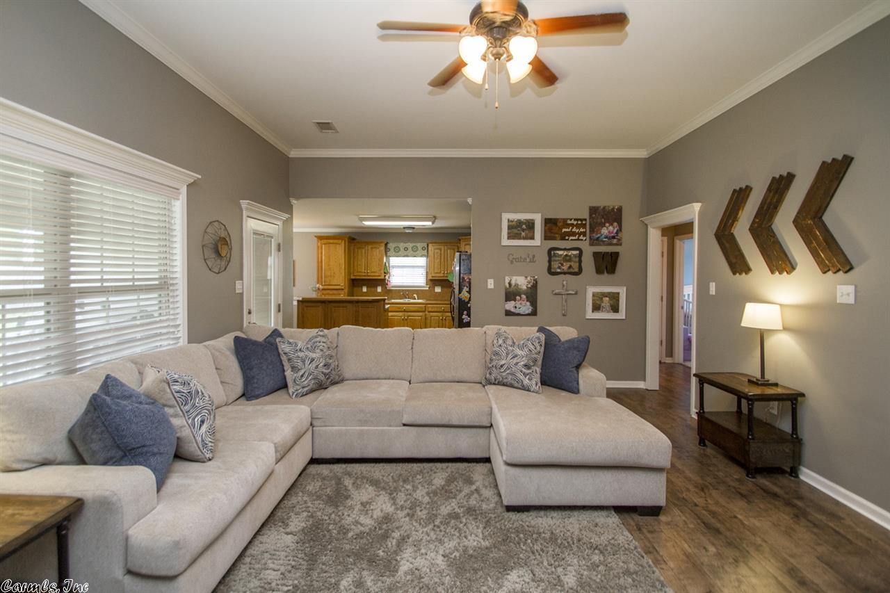 2201 Henry, Bryant, AR 72022 photo 8
