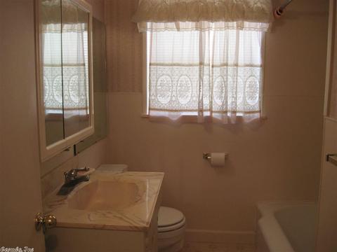 620 S Richards, Benton, AR 72015 photo 11