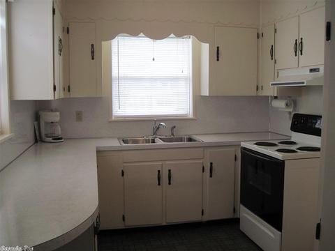 620 S Richards, Benton, AR 72015 photo 4