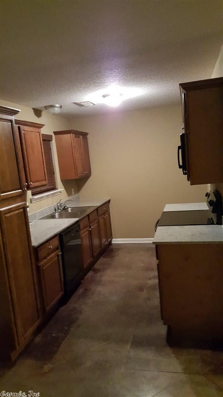 224 Iris St, Haskell, AR 72015 photo 4