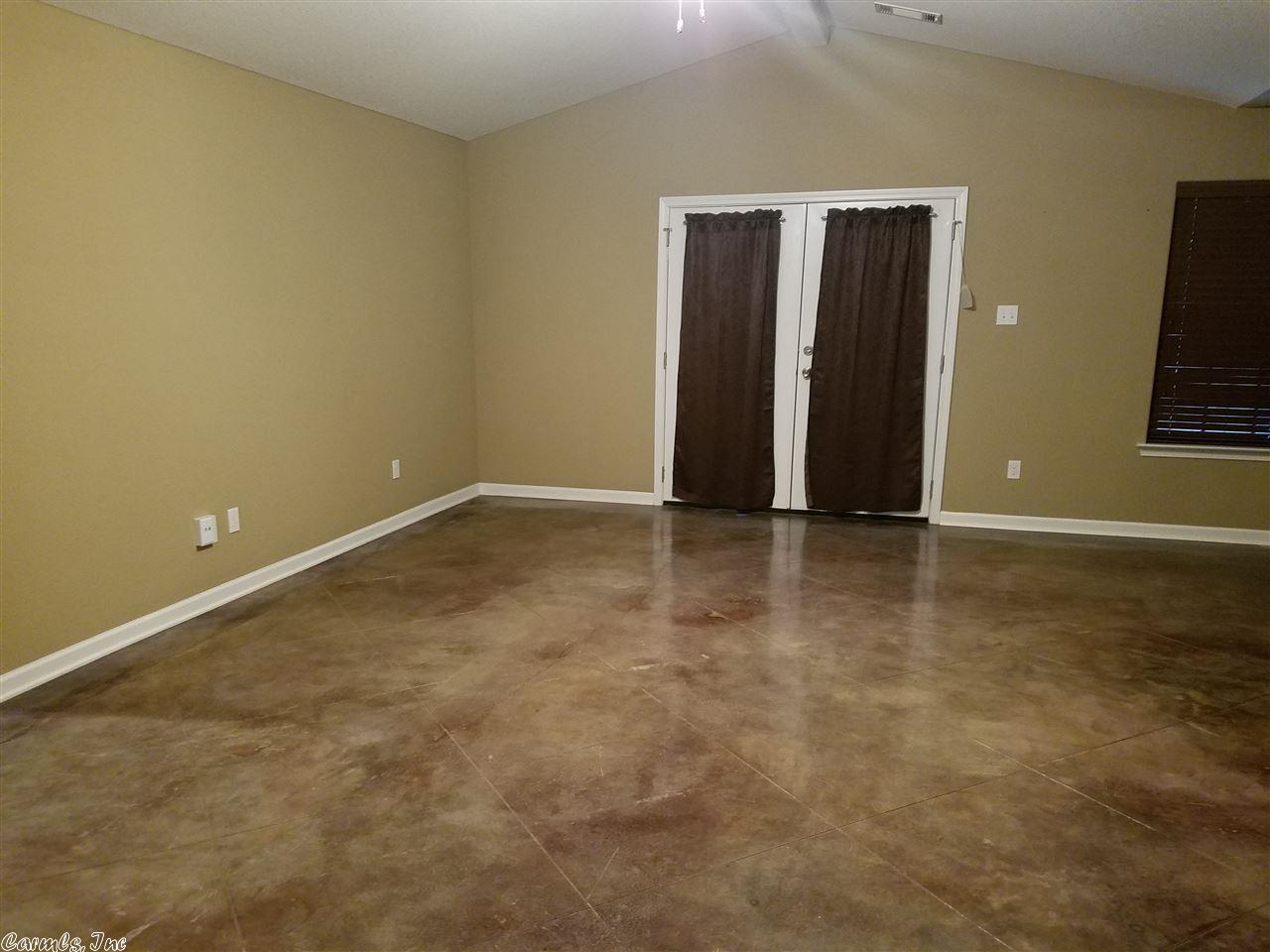 224 Iris St, Haskell, AR 72015 photo 5