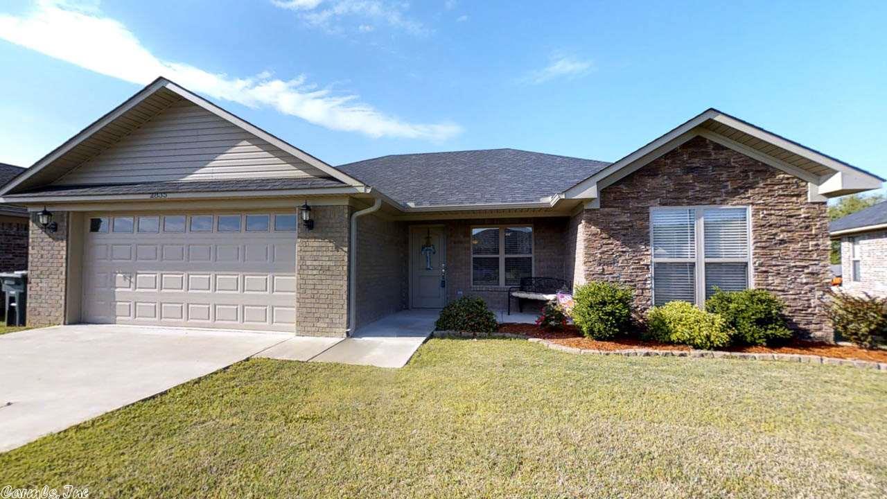 2835 Clover Ln, Conway, AR 72032 photo 1