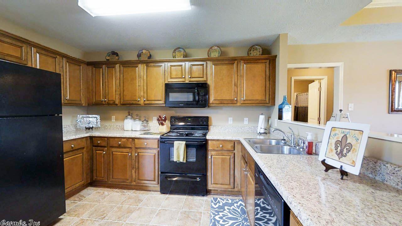 2835 Clover Ln, Conway, AR 72032 photo 8