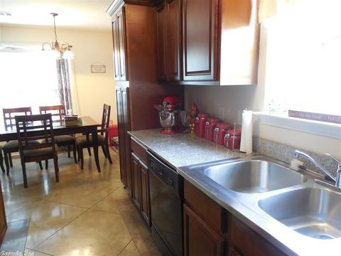 217 Iris, Benton, AR 72015 photo 14