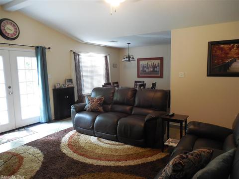 217 Iris, Benton, AR 72015 photo 7