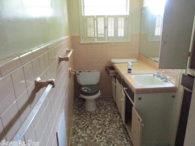 2801 S Cherry, Pine Bluff, AR 71603 photo 9