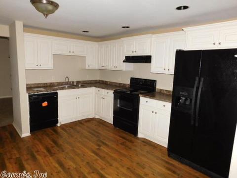 419 S 4th St, Benton, AR 72015 photo 3
