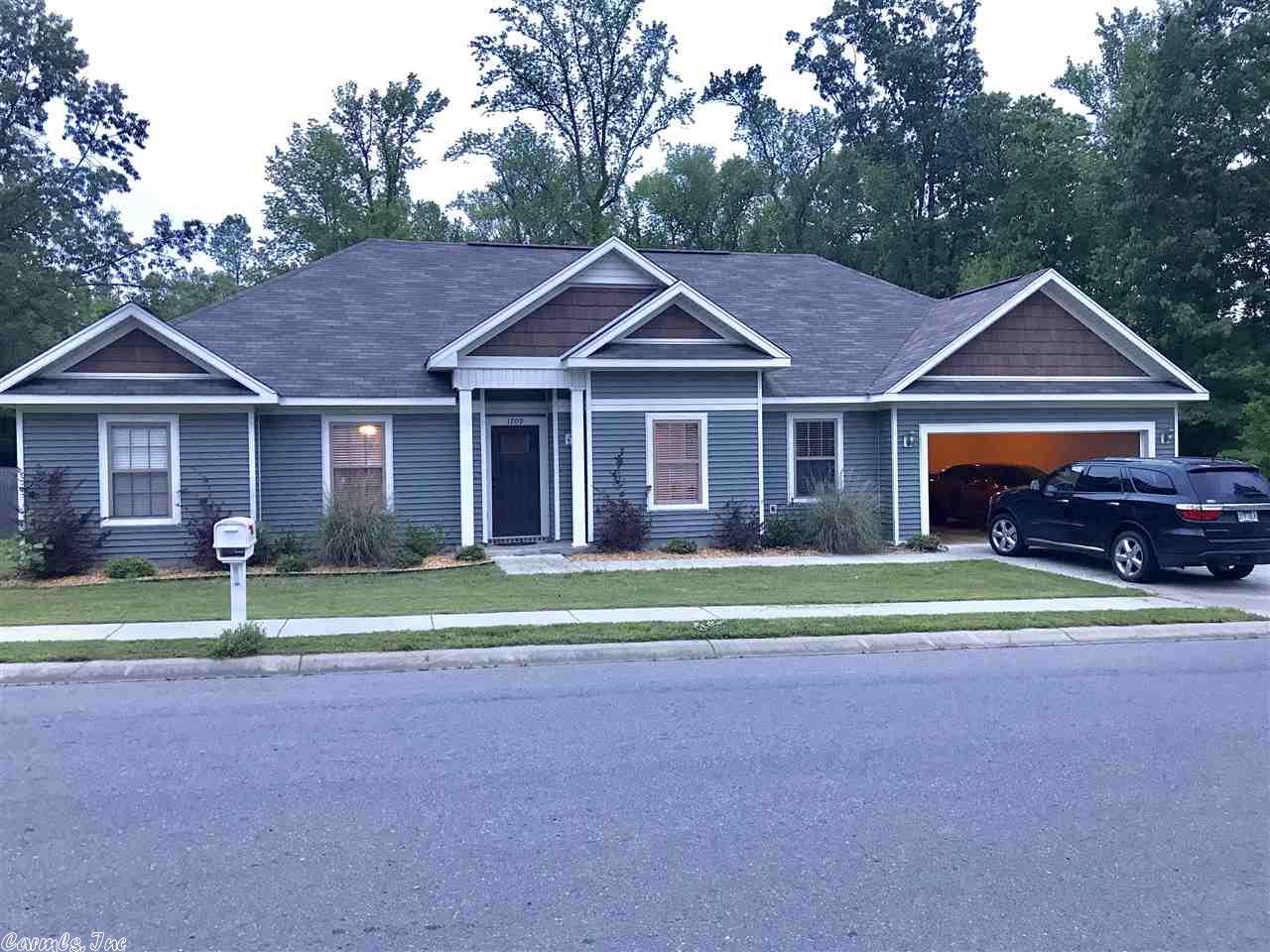 1709 Nantucket, Benton, AR 72015 photo 1