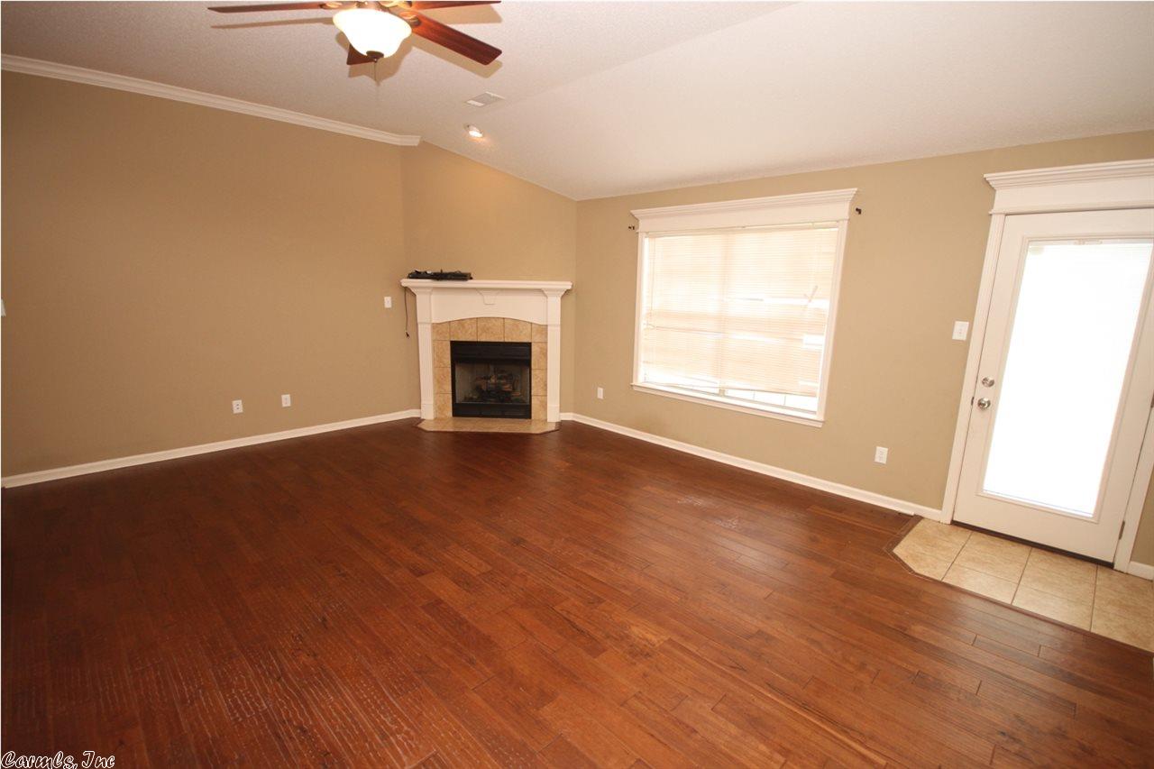 4214 Darla Dr, Benton, AR 72015 photo 3