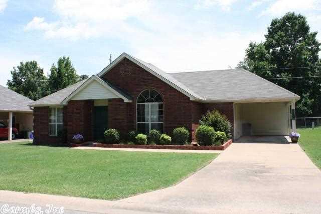 2113 Jonathan Ln, Searcy, AR 72143 photo 1
