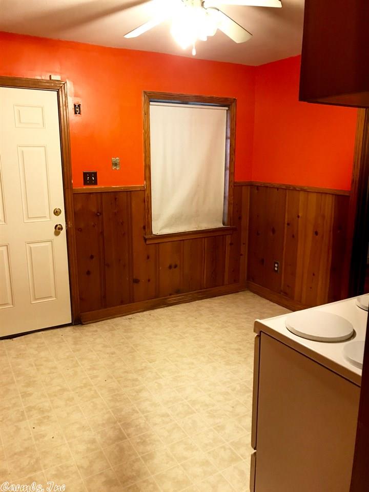 1406 Bruce, Conway, AR 72034 photo 7