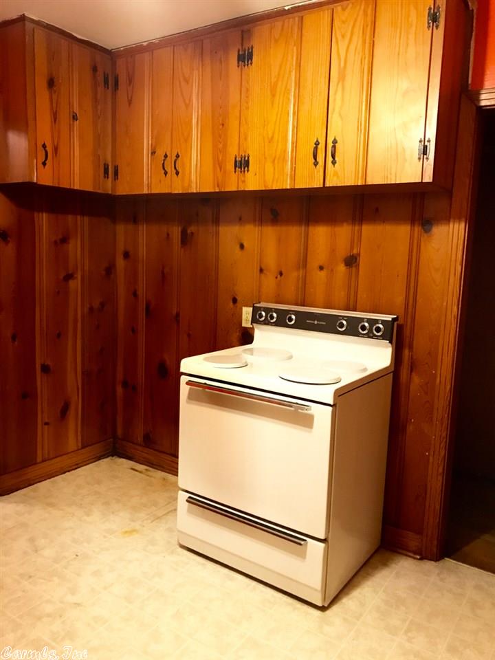 1406 Bruce, Conway, AR 72034 photo 6