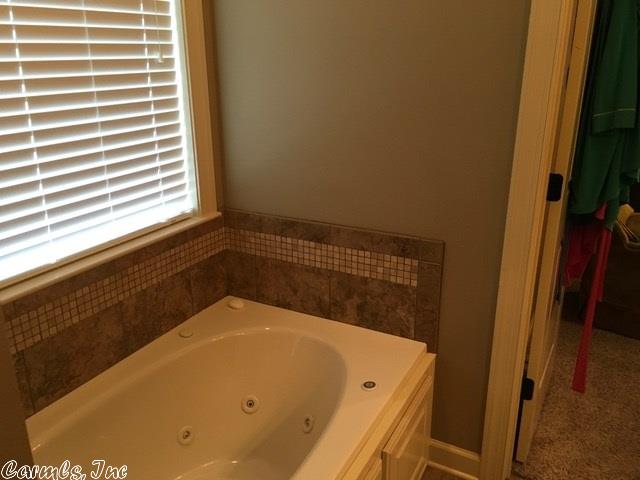2143 Avondale Dr, Benton, AR 72019 photo 23