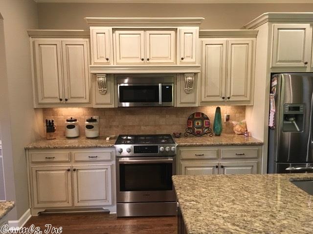 2143 Avondale Dr, Benton, AR 72019 photo 11