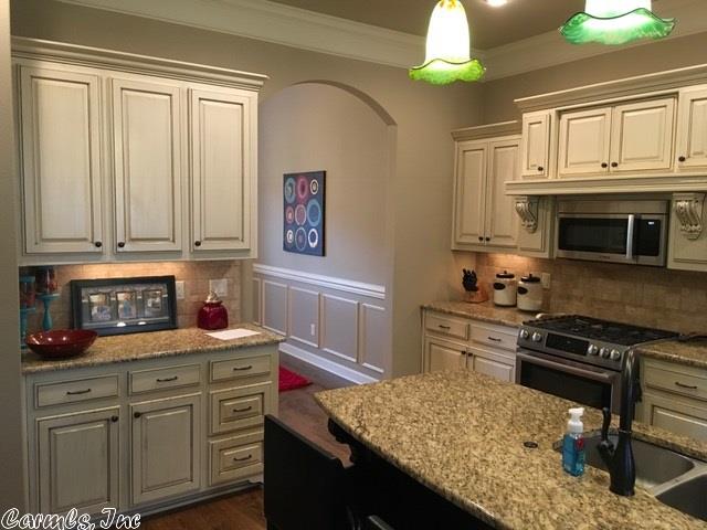 2143 Avondale Dr, Benton, AR 72019 photo 10