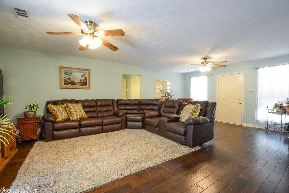 3 Raleigh Ln, Alexander, AR 72002 photo 3
