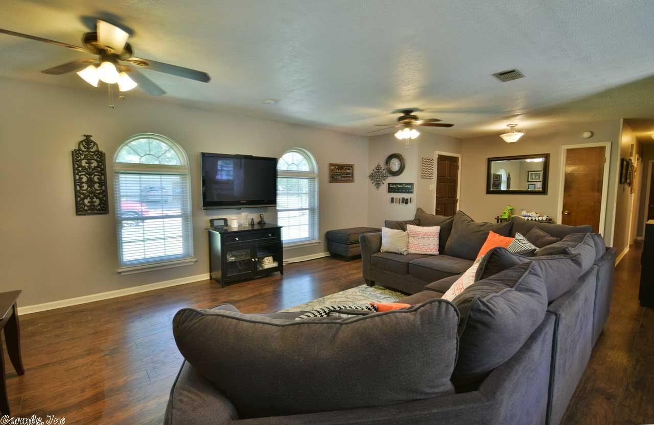 600 S Davis, Conway, AR 72034 photo 9
