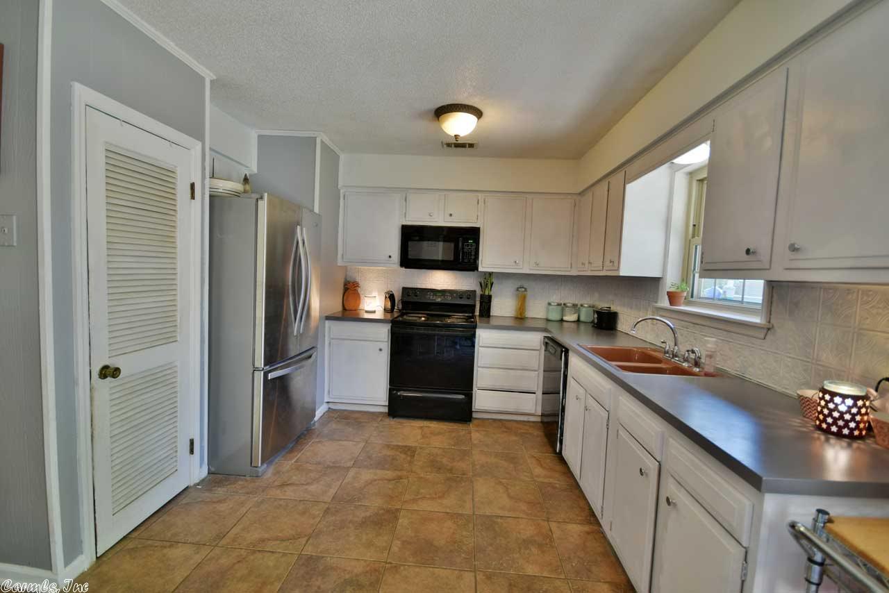 600 S Davis, Conway, AR 72034 photo 21