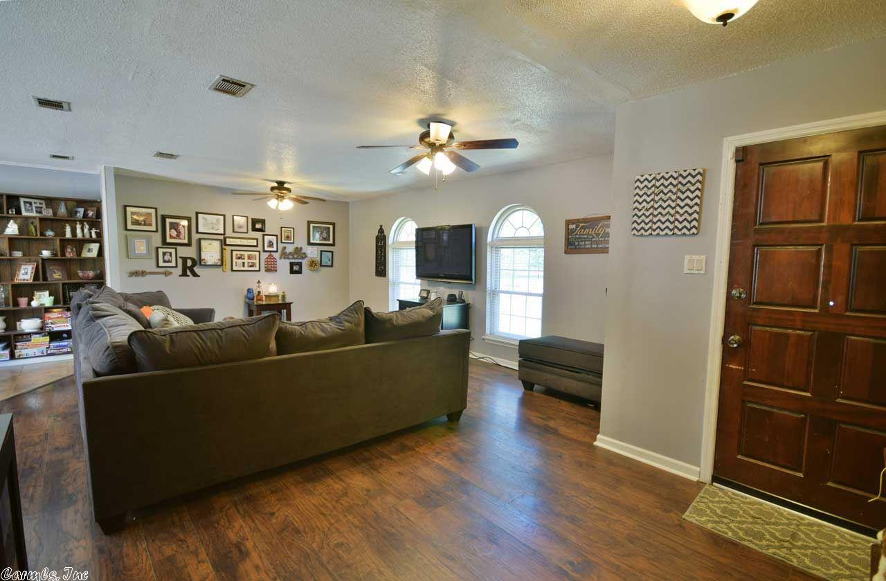 600 S Davis, Conway, AR 72034 photo 10