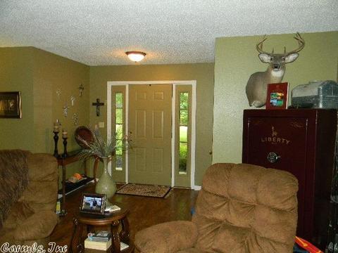 9225 Marie Pl, Pine Bluff, AR 71603 photo 3