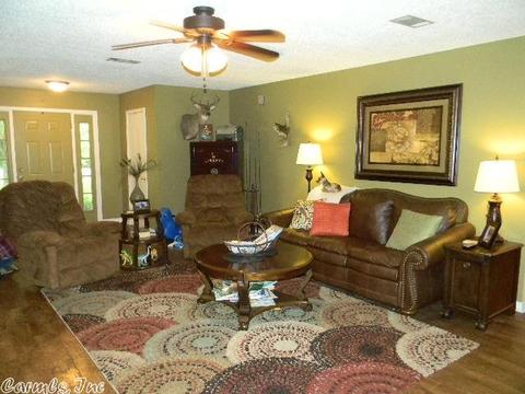 9225 Marie Pl, Pine Bluff, AR 71603 photo 4
