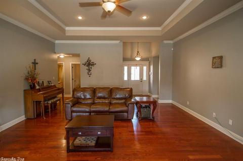 1183 Oak Glenn, Bryant, AR 72022 photo 3