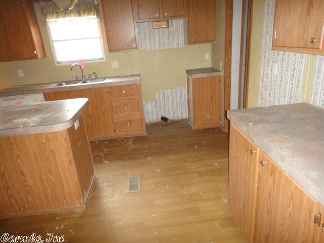 29 S 2nd St, Pangburn, AR 72121 photo 17