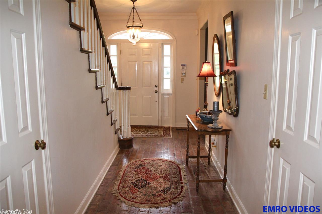 5 Elm Woods Circle, Pine Bluff, AR 71603 photo 2