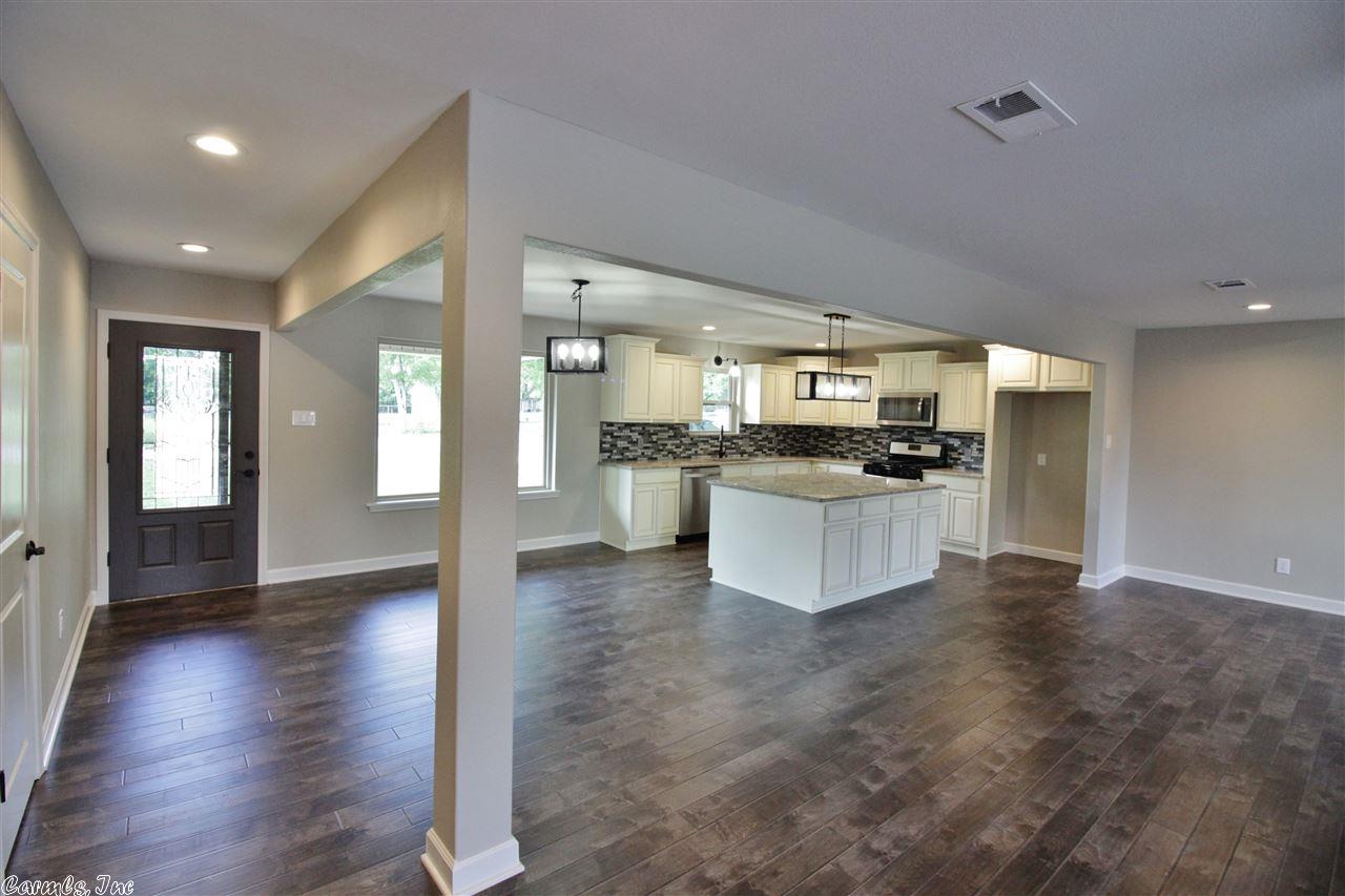 7910 Zuber Rd, Benton, AR 72019 photo 6