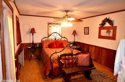 153 Raspberry Ln, Mena, AR 71953 photo 3