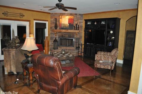 8128 Castlestone Cv, Alexander, AR 72002 photo 4