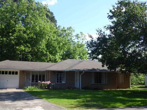 402 E Cedar Street St, Warren, AR 71671 photo 1
