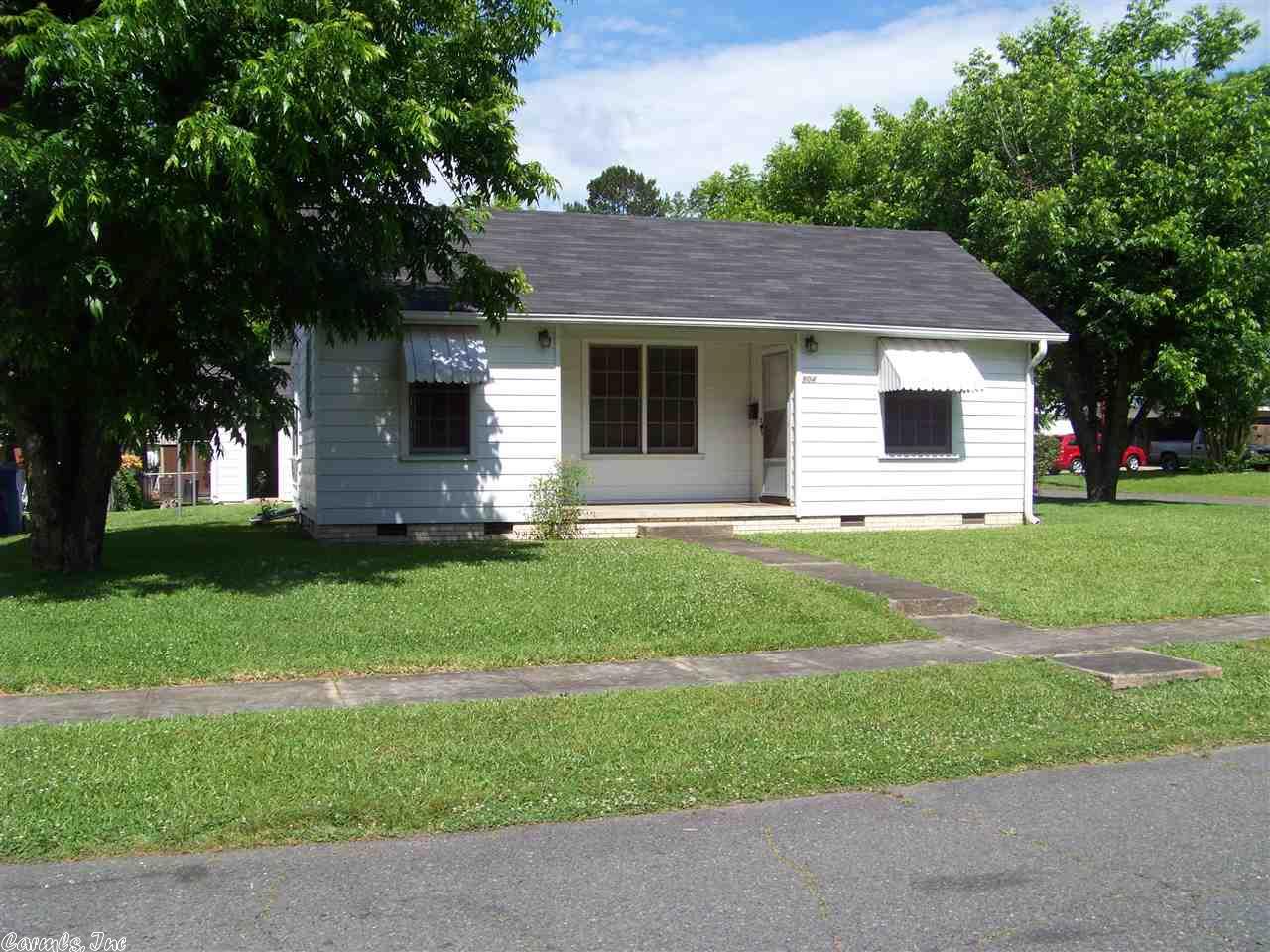 904 Wallace St, Malvern, AR 72104 photo 1