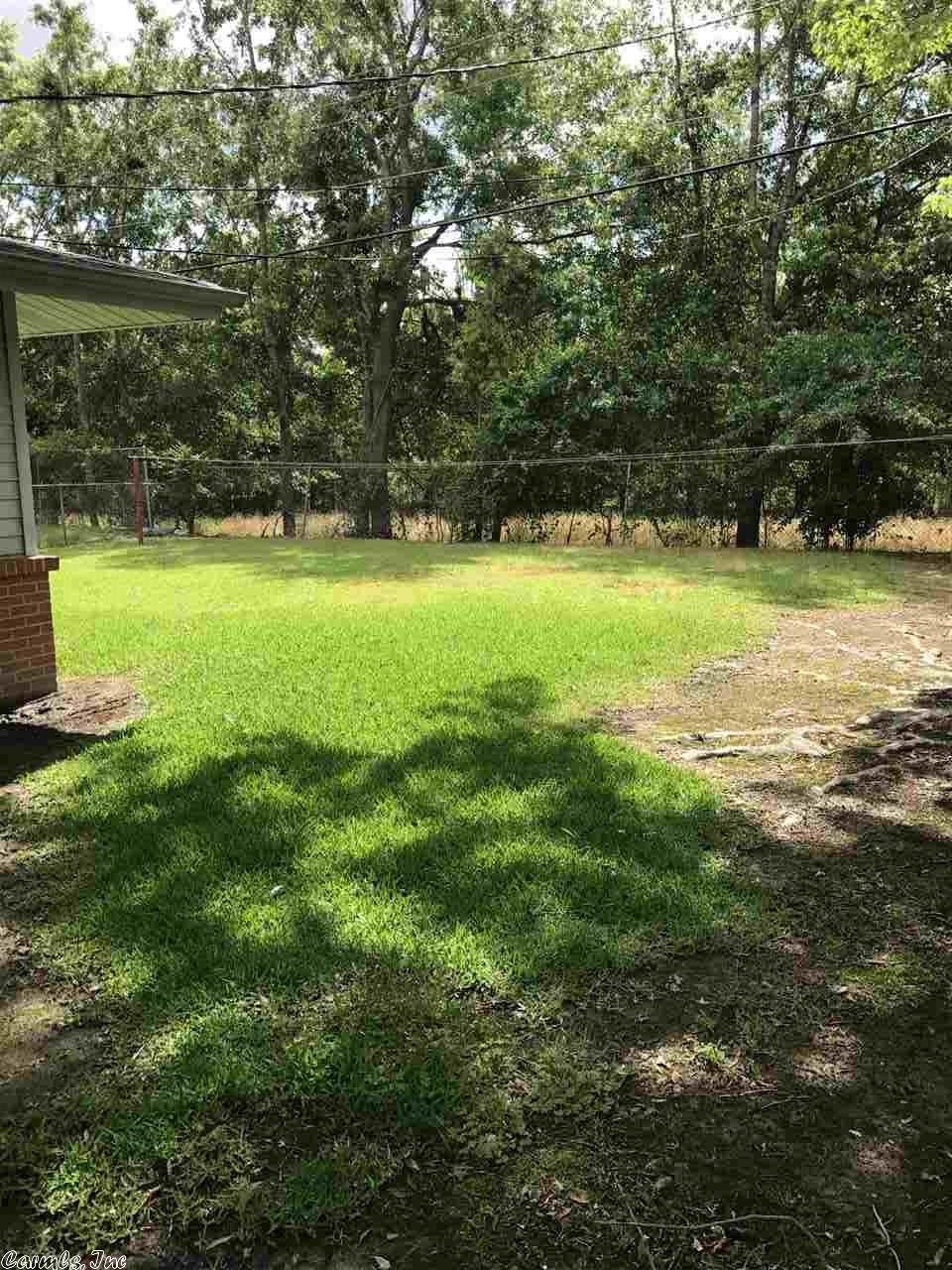 2107 Howard, Pine Bluff, AR 71603 photo 2
