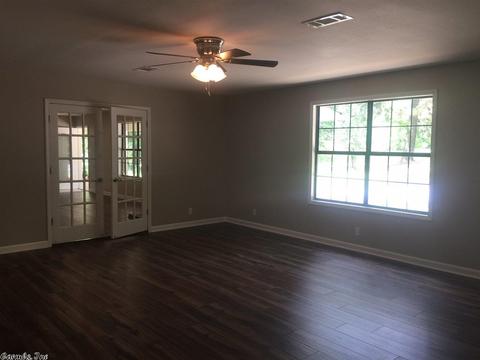 100 White Oak Dr, Lonoke, AR 72086 photo 12