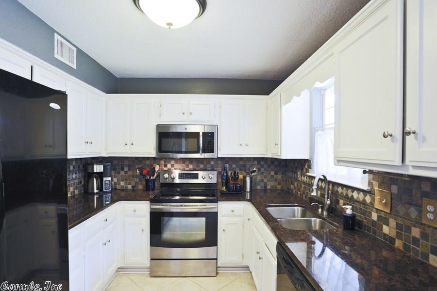 1927 Mayapple Dr, Bryant, AR 72022 photo 4